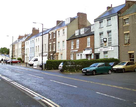 Leazes Park Road, housing
