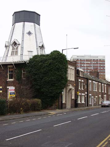 Windmill at Chimney Mills